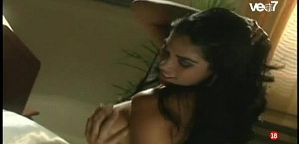  Karen Dejo caliente escena de sexo